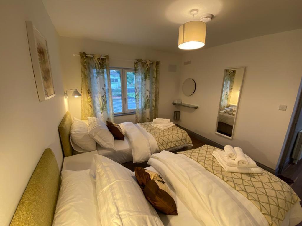 Location Location - Gorgeous 3 Bed Apartment in Cill Airne Esterno foto