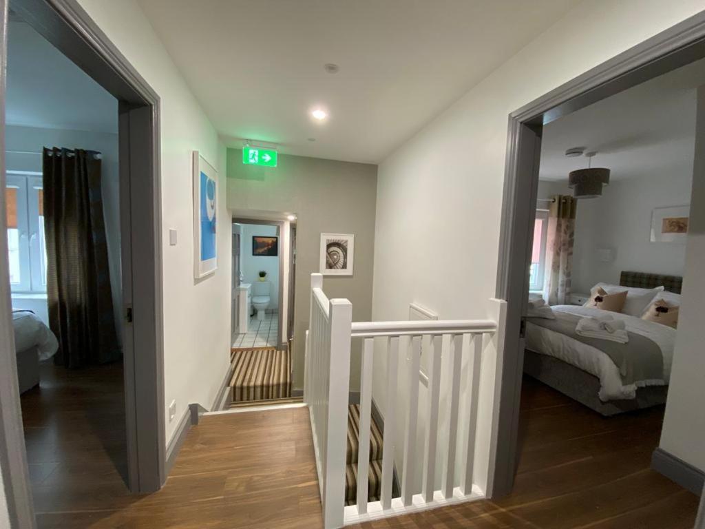 Location Location - Gorgeous 3 Bed Apartment in Cill Airne Esterno foto
